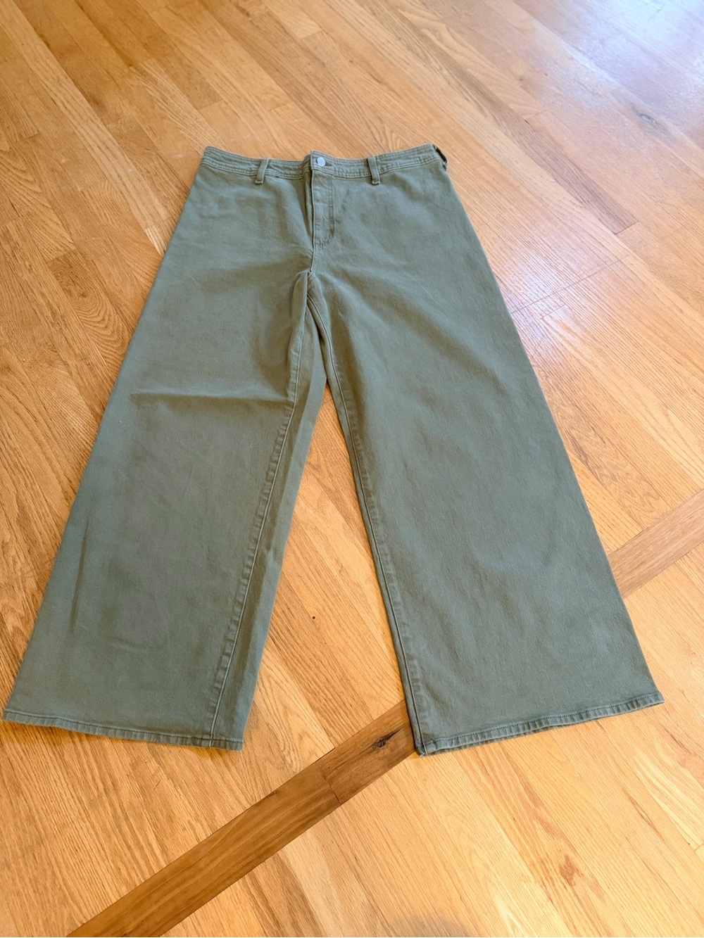 Women's Size 14R "Universal Thread" Olive Green SAILOR Wide-Leg Jeans GUC